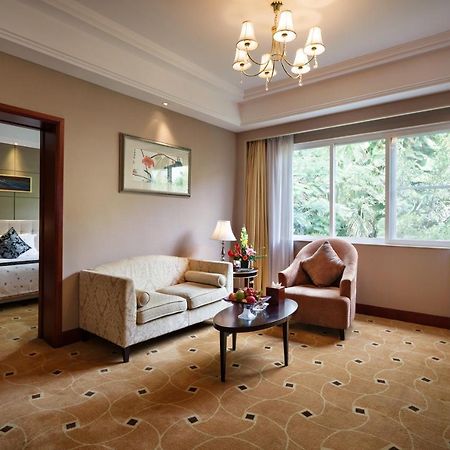Dongguan Goodview Hotel Sangem Qiaotou Exterior photo